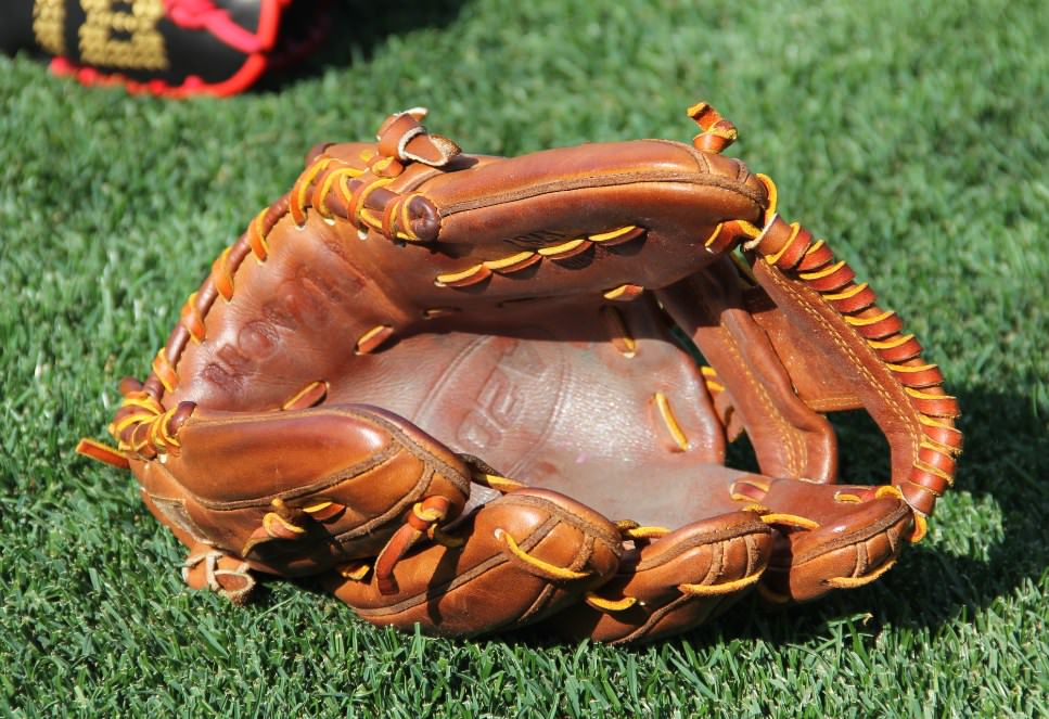 what-pros-wear-dustin-pedroia-s-wilson-a2000-1787-glove-what-pros-wear