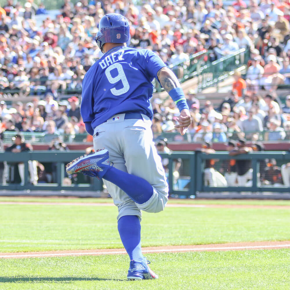 javier baez jordan cleats