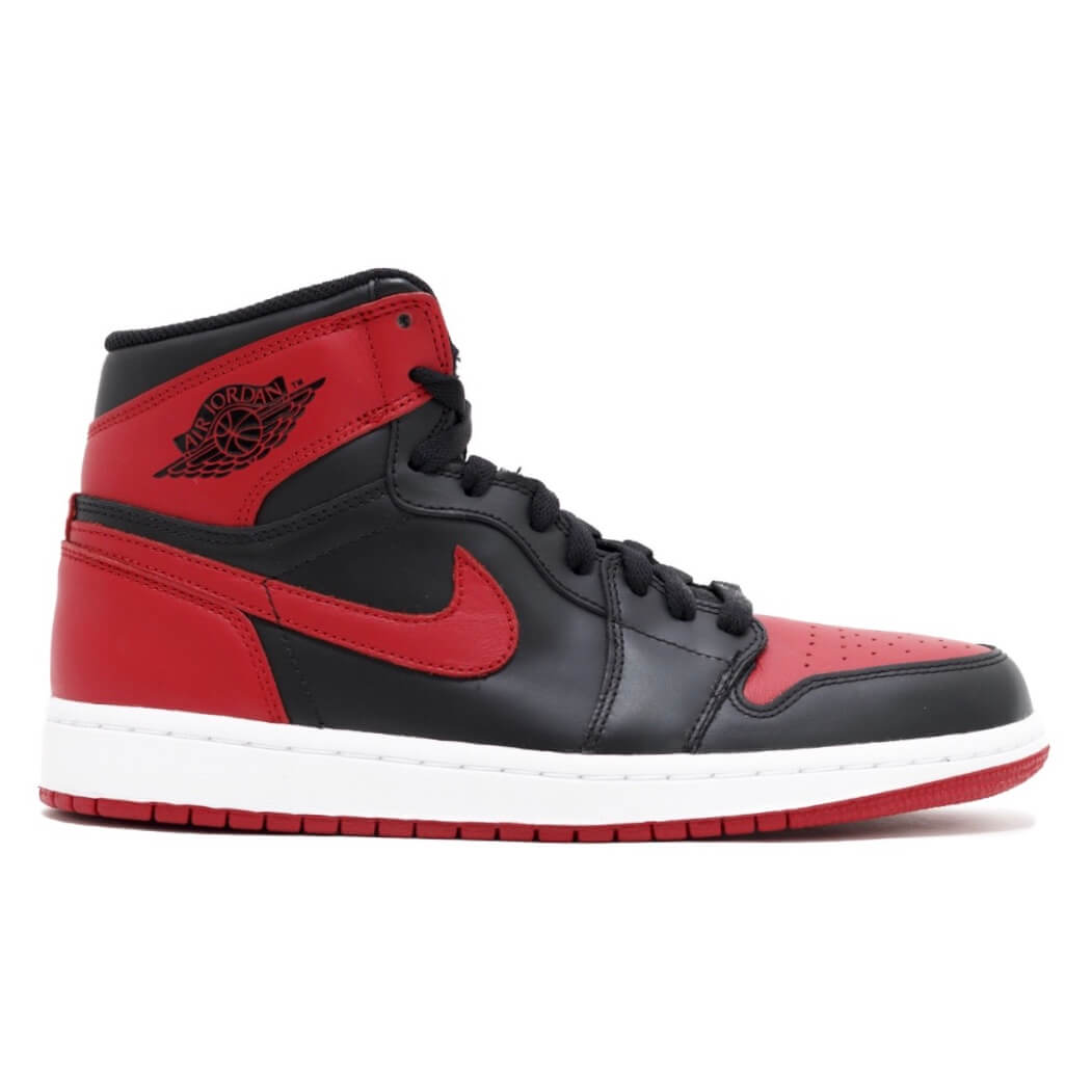 What Pros Wear: Michael Jordan’s Air Jordan 1 Shoes - What Pros Wear