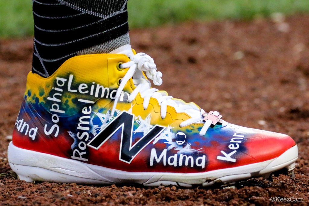 acuna baseball cleats