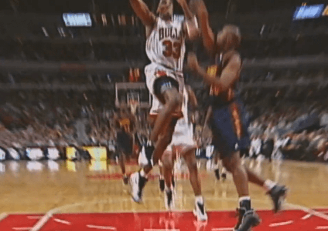 What Pros Wear: Every Sneaker Worn in The Last Dance: Episodes 3 & 4 ...