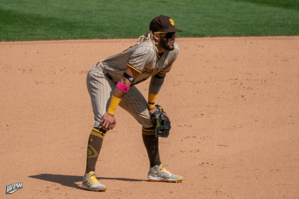 What Pros Wear: Fernando Tatís Jr.'s Mizuno Pro GMP2BK-600R Glove