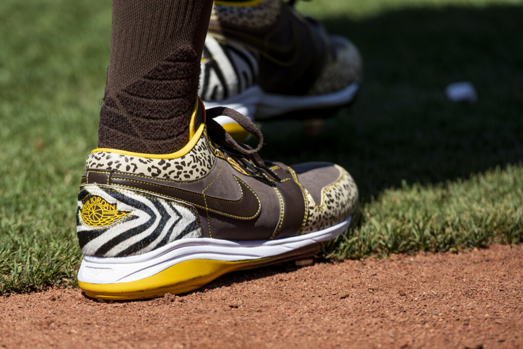 machado jordan cleats