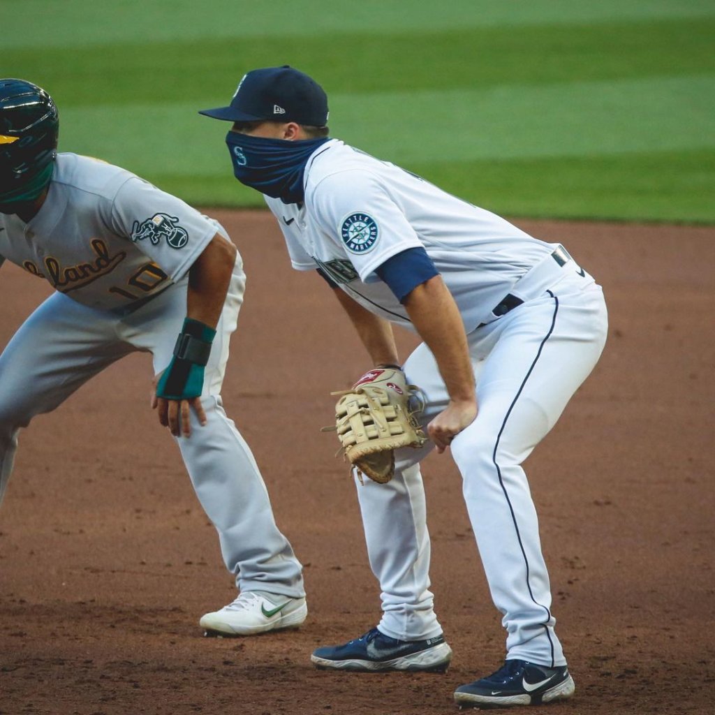 What Pros Wear: Best First Base Gloves | Top 4 Glove Patterns for First ...