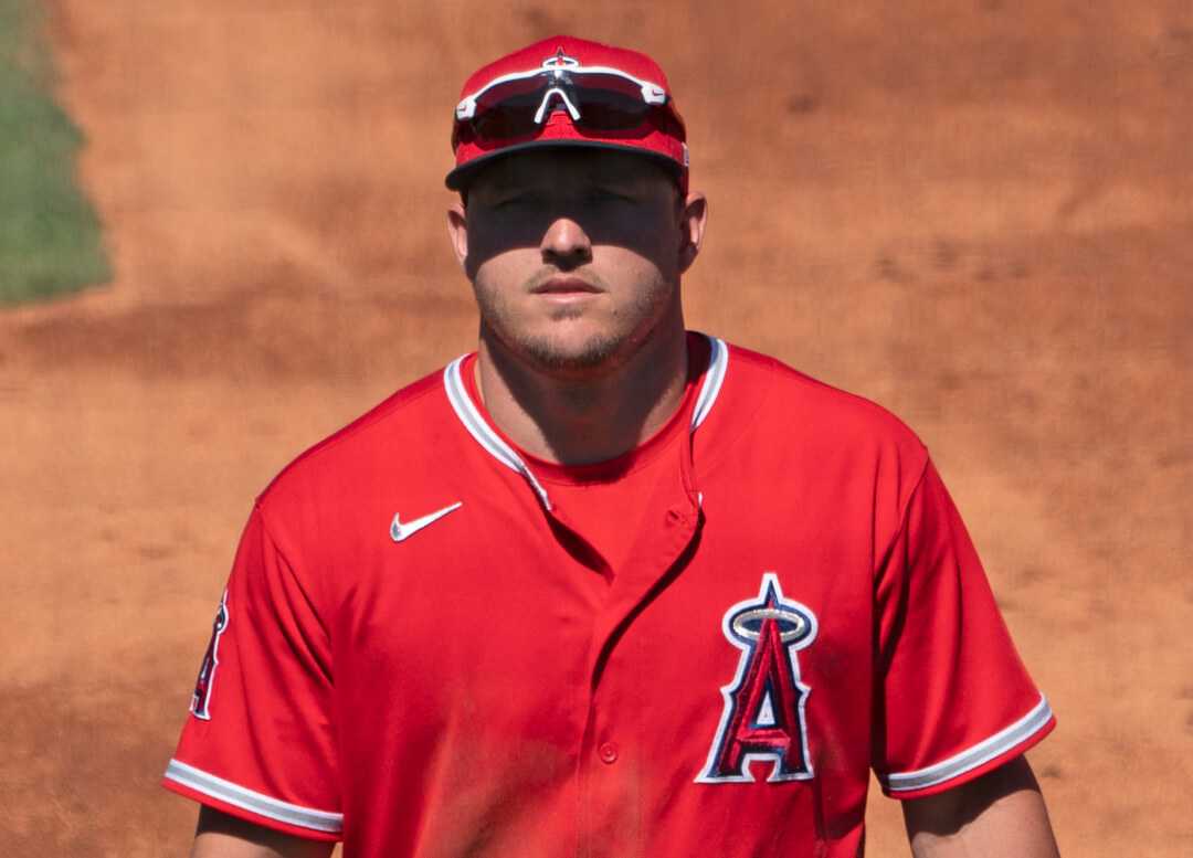 What Pros Wear Top 6 Stunner Shades in Major League Baseball 2021