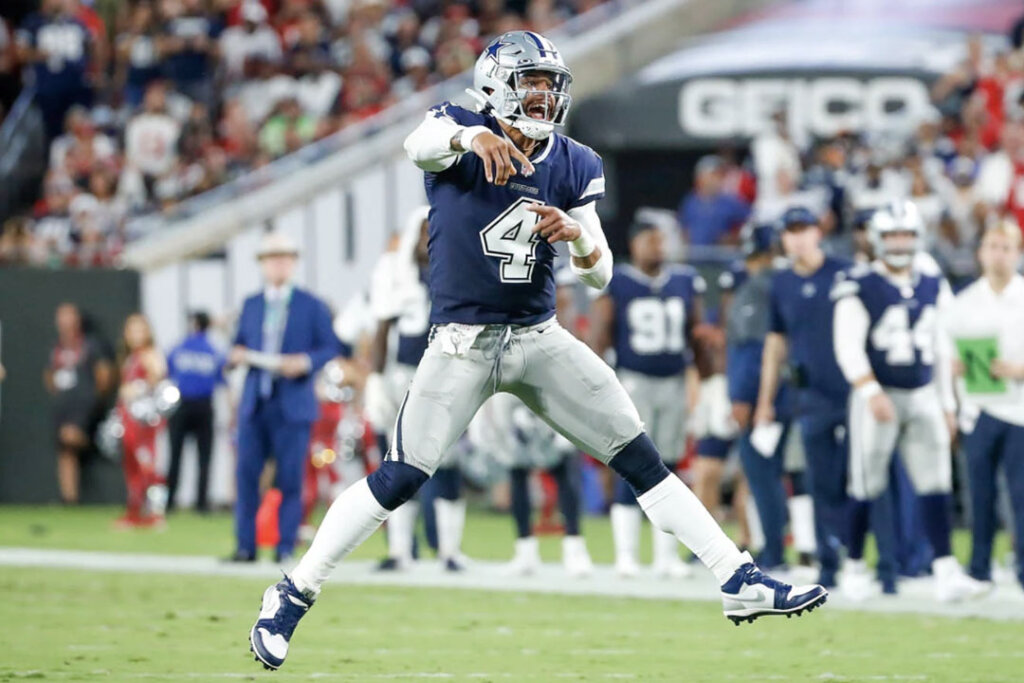 What Pros Wear: Dak Prescott's Jordan 1 Cleats - What Pros Wear