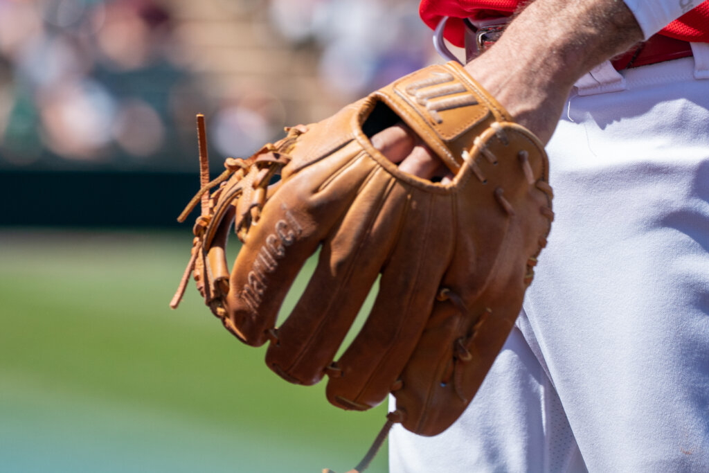 What Pros Wear: Anthony Rendon's Marucci Model 53 11.5″ Glove - What ...