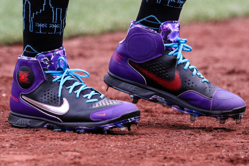 custom nike alpha cleats