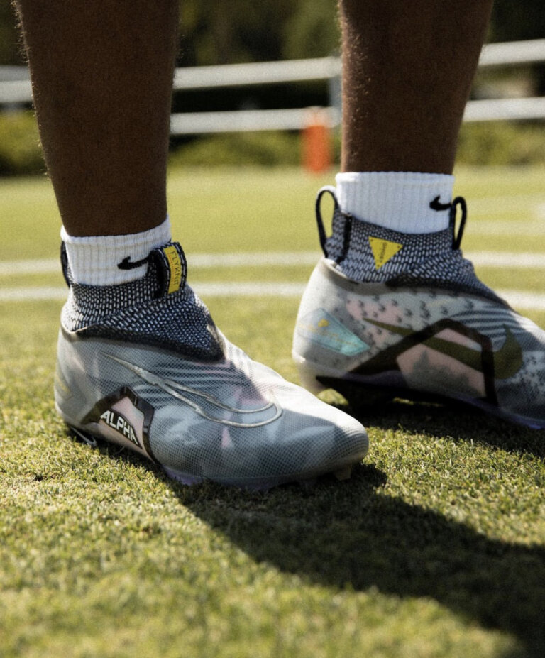 What Pros Wear QB Buying Guide Best (and Budget) gear for