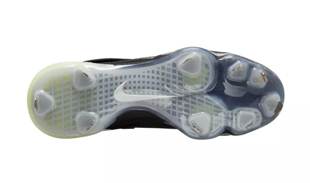 mike trout cleats youth