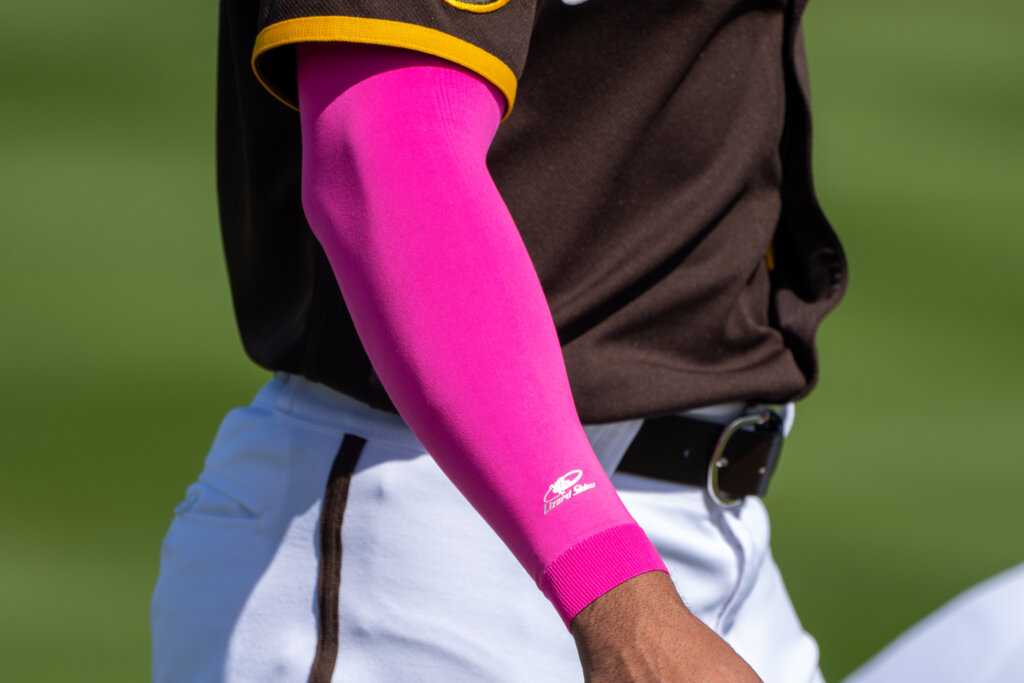 What Pros Wear: Fernando Tatís Jr.'s Lizard Skins Arm Sleeve