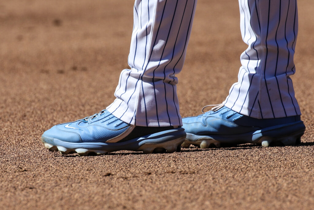 What Pros Wear: Pete Alonso's Nike Griffey 2 Cleats - What Pros Wear