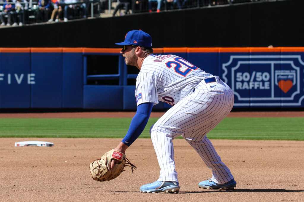 What Pros Wear: Pete Alonso's Nike Griffey 2 Cleats - What Pros Wear