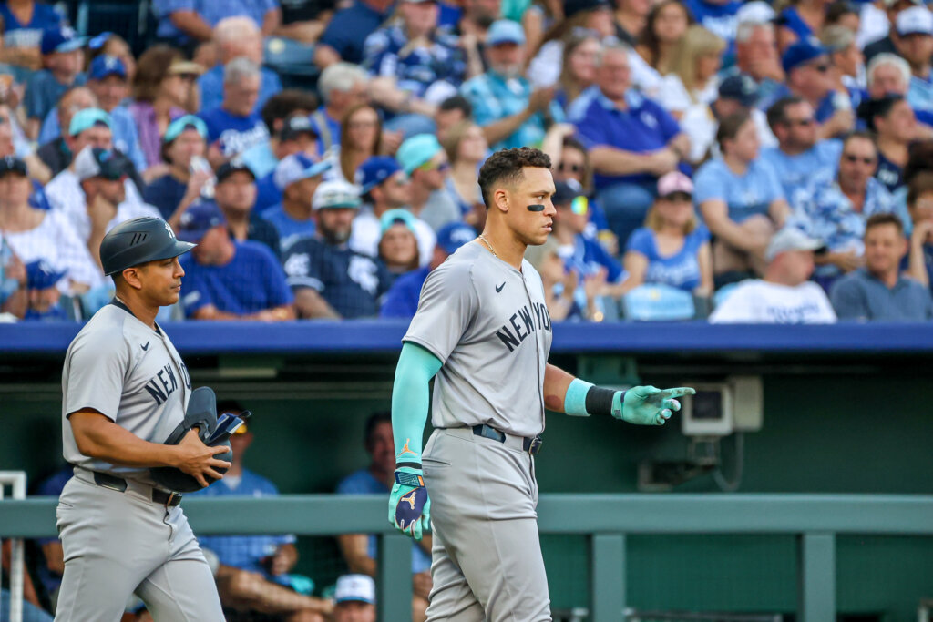 What Pros Wear: Aaron Judge's Jordan Fly Elite Batting Gloves - What